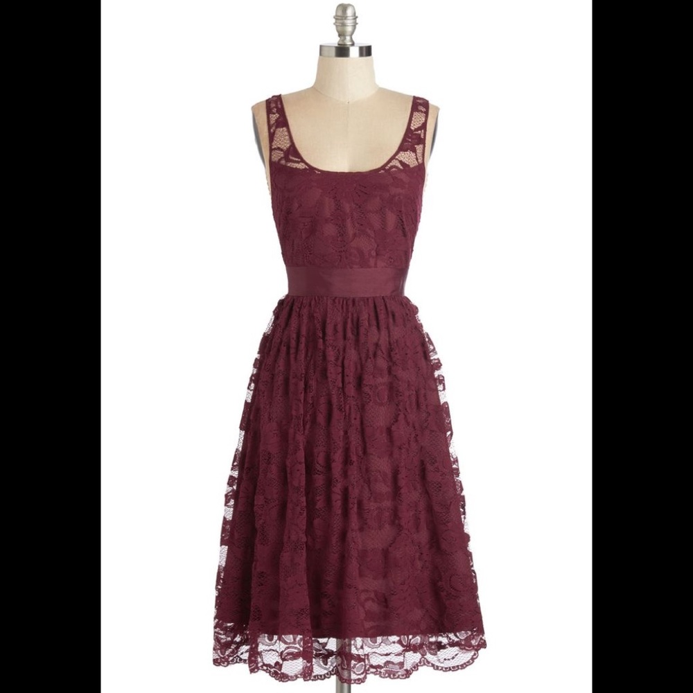 Modcloth BB Dakota wine red lace dress